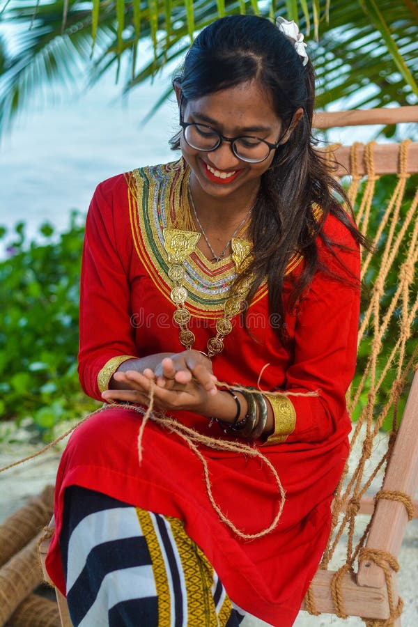 Image of Maldives: Young girl in traditional Maldivian dress (