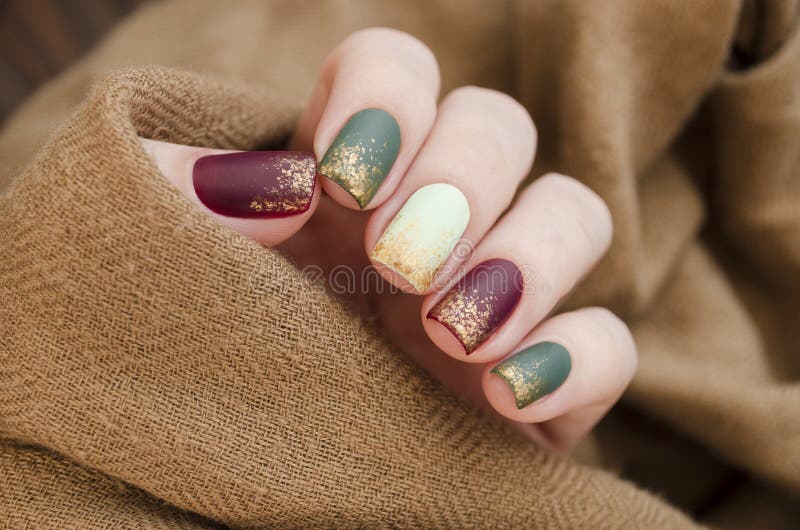 3. Glittery nails - wide 6