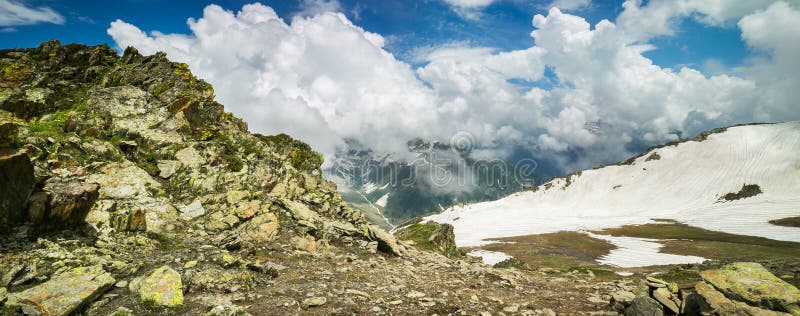 Beautiful Mountain View of Sonamarg Mountain, Jammu and Kashmir State ...