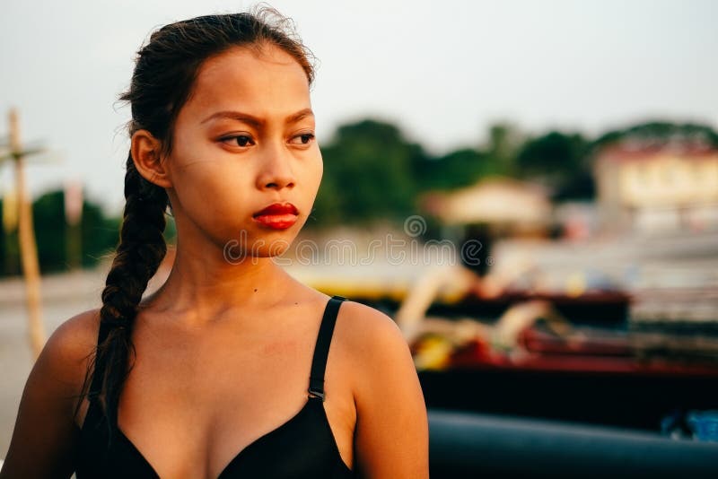 Beautiful Native Asian Girl On The Beach Girl During The Summer On The Local Beach Island Stock