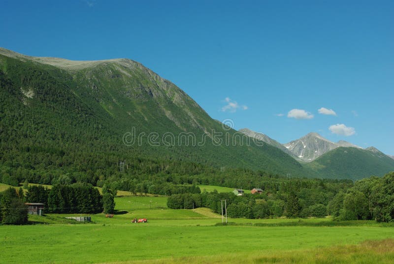 mountain landscape　山の風景 Mountain landscape stock image. Image of blue, green - 10014413