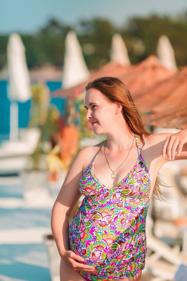 Beautiful pregnant woman at the beach royalty free stock photos Beautiful pregnant woman at the beach royalty free stock photos