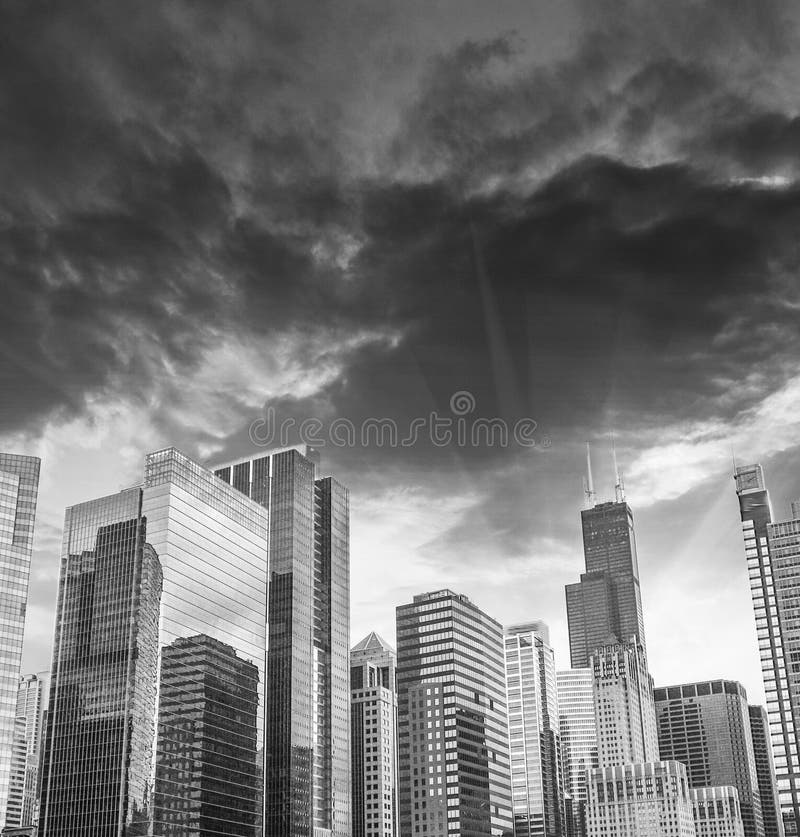 Beautiful skyline of Chicago Buildings and Skyscrapers, Illinois