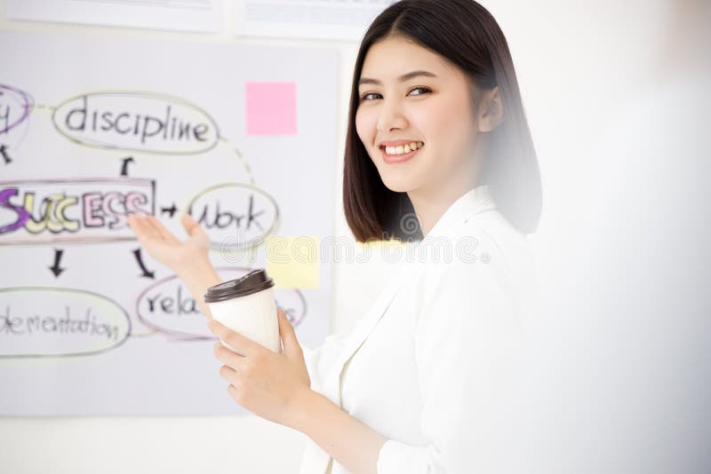 Beautiful smart asian woman entrepreneur startup company. Portrait attractive woman looking to camera and smile royalty free stock photos Beautiful smart asian woman entrepreneur startup company. Portrait attractive woman looking to camera and smile royalty free stock photos