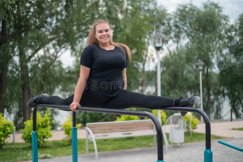 Little Gymnast Girl Nude