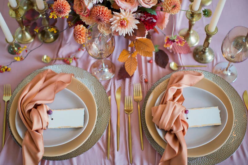 Beautiful table setting with flowers