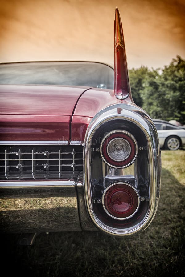 Krásny zadné svetlá z americký klasický auto.