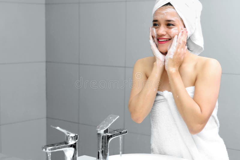 Beautiful Woman Cleaning Her Face Stock Image Image Of Fresh