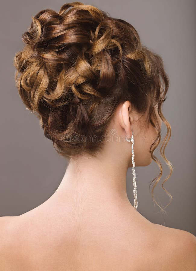 Hairstyle..... Bridal bun centre parting flatlock back side Rose & gypsies  flower bun.. Hair by @hairbydeepak #hairbydeepak Makeup… | Instagram