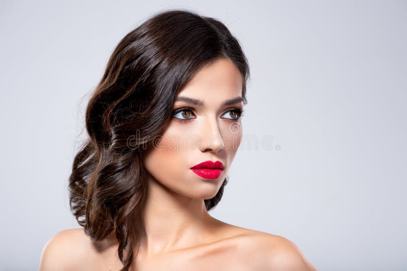 Beautiful Young Fashion Woman with Red Lipstick. Brunette Woman with a ...