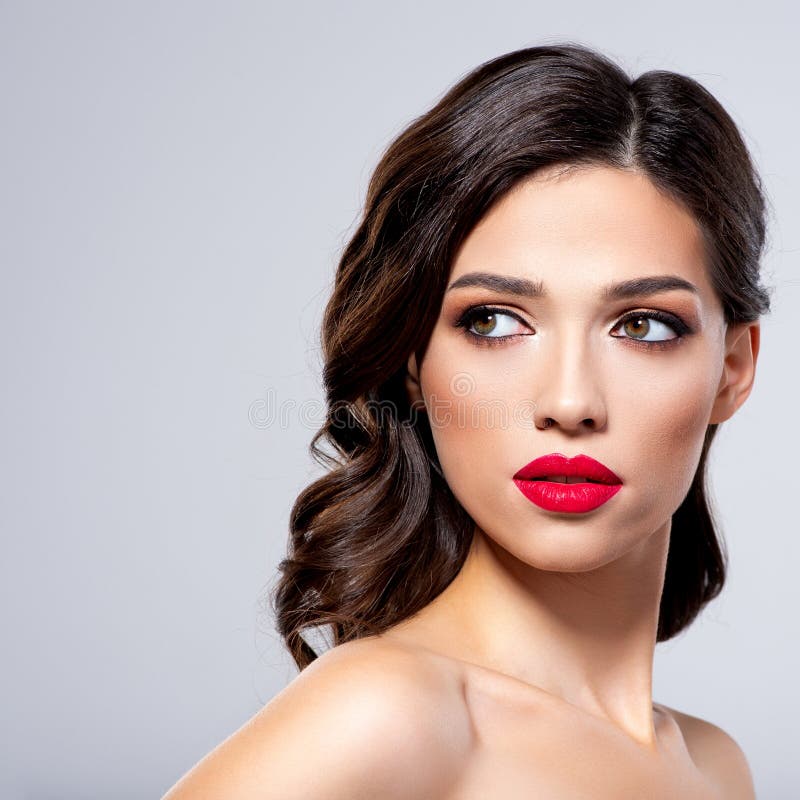 Beautiful Young Fashion Woman with Red Lipstick. Brunette Woman with a ...