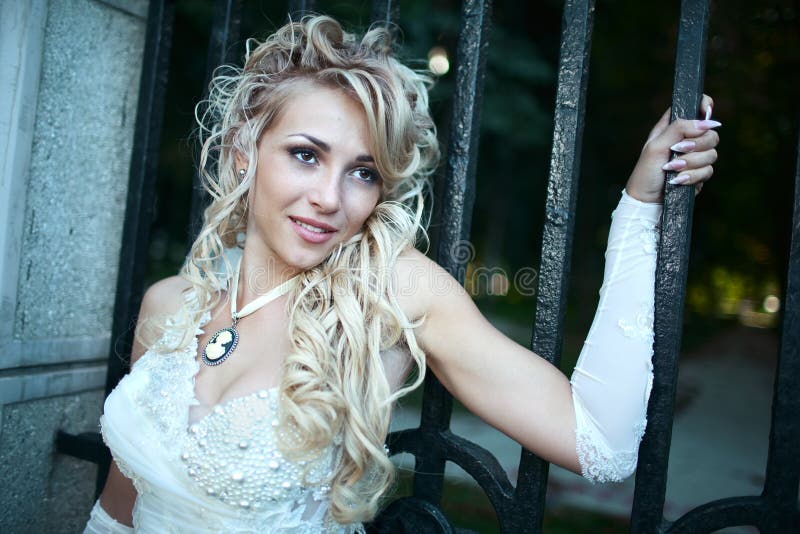 Beauty bride in white dress