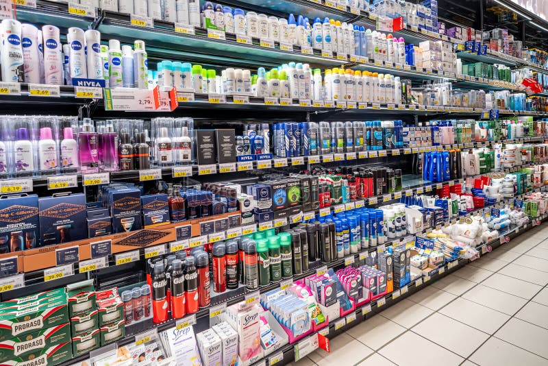 https://thumbs.dreamstime.com/b/beauty-cosmetics-products-shelves-italian-supermarket-italy-may-aisle-packs-men-s-beard-deodorant-sprays-depilatory-279575012.jpg