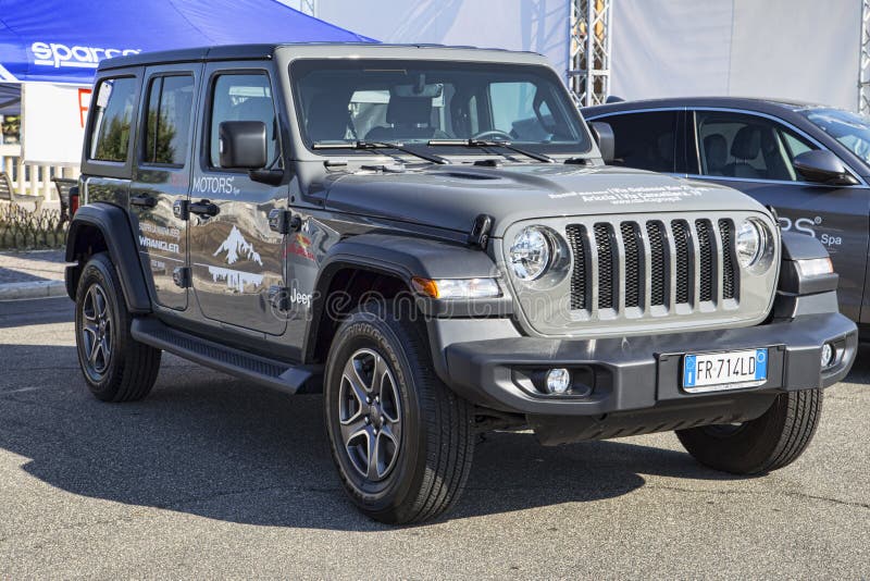 The Beauty Design of American Off-road Vehicle Jeep Wrangler from Jeep  Automaker Editorial Photo - Image of drive, gunmetal: 154004846