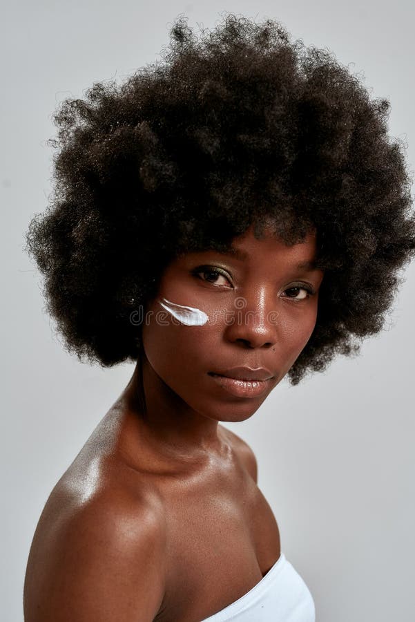 African American Ghetto Girl Nudes - Beauty Portrait of Attractive Young Naked African American Woman with Afro  Hair Looking at Camera while Posing with Stock Photo - Image of conscious,  isolated: 209715016