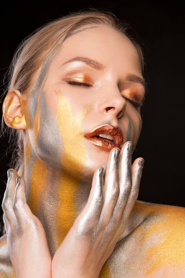 GOLD & SILVER FACE PAINT