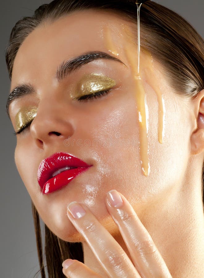 Beauty treatment with olive oil