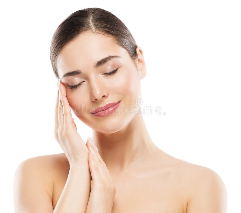 Beauté femme visage portrait. soin de la peau propre. traitement parfait des ongles du visage et de la main. blanc isolé image stock