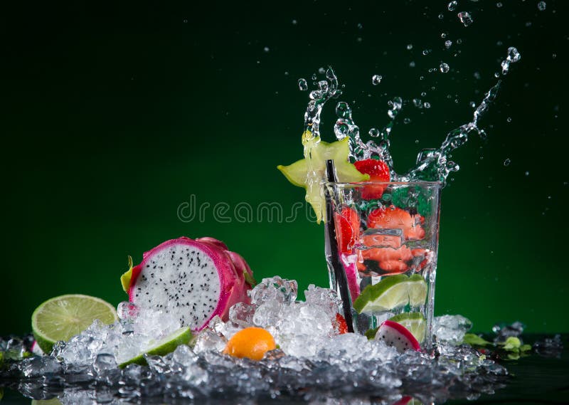 Bebidas do verão imagem de stock Bebidas do verão imagem de stock