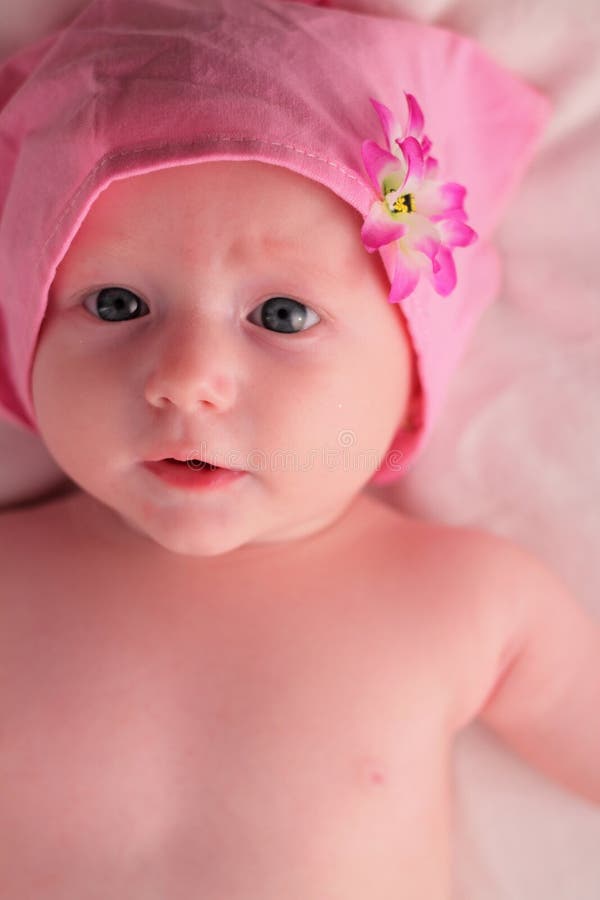 Bebé de rosa imagem de stock