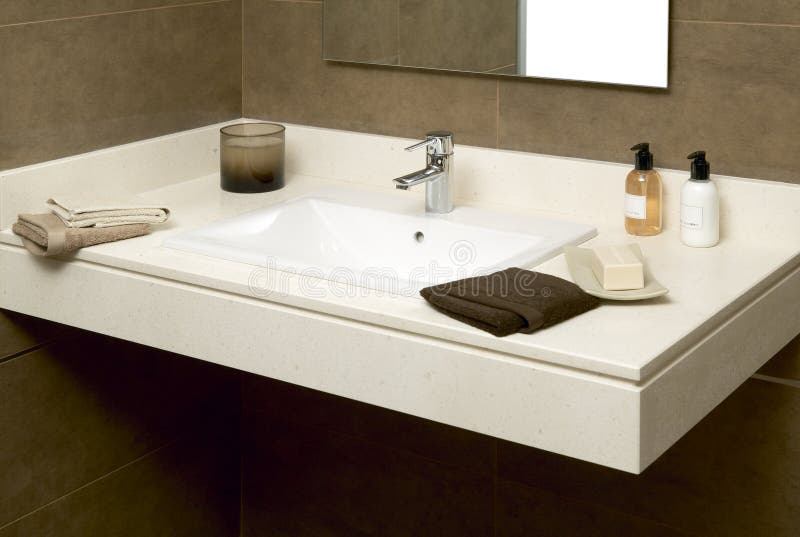 Hahndetail stockfoto. Bild von schwarzes, glänzen, silber - 29727340