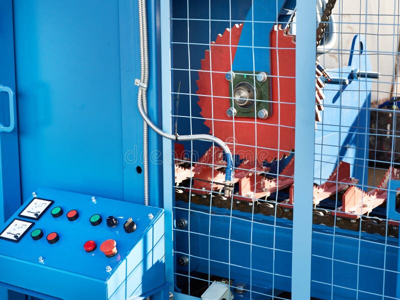 Bedienfeld der Maschine für den Schnitt von Klotz stockbilder Bedienfeld der Maschine für den Schnitt von Klotz stockbilder