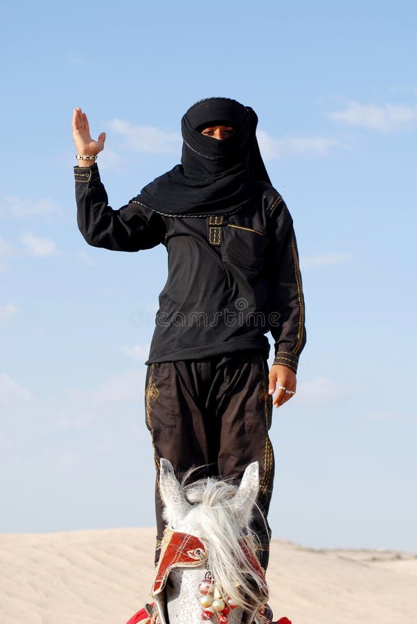 An Unidentified Bedouin Man Wears Traditional Clothing in Sahara Desert  Editorial Stock Image - Image of culture, islam: 176276739