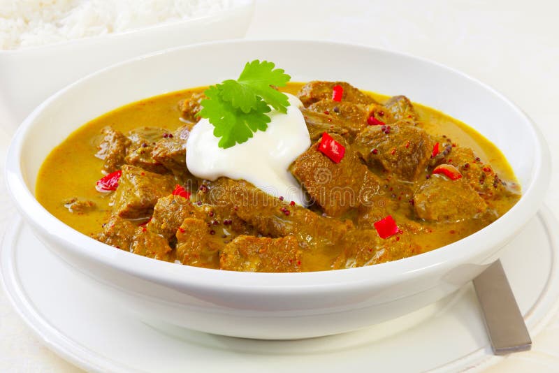 Beef Madras Curry Slow Cook Indian Spicy Garam Masala Lamb Food in Cast
