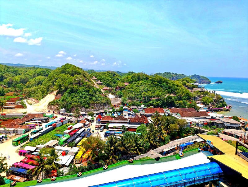 Bela praia de Drini em Yogyakarta - Indonésia imagens de stock royalty free