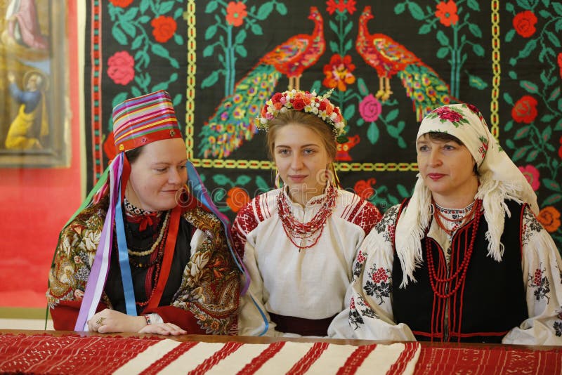 National Slavic Wedding Ceremony. Editorial Image - Image of couple ...