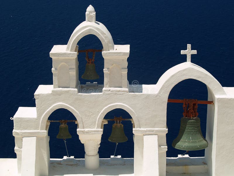 Belces y campanario, Santorini, Grecia