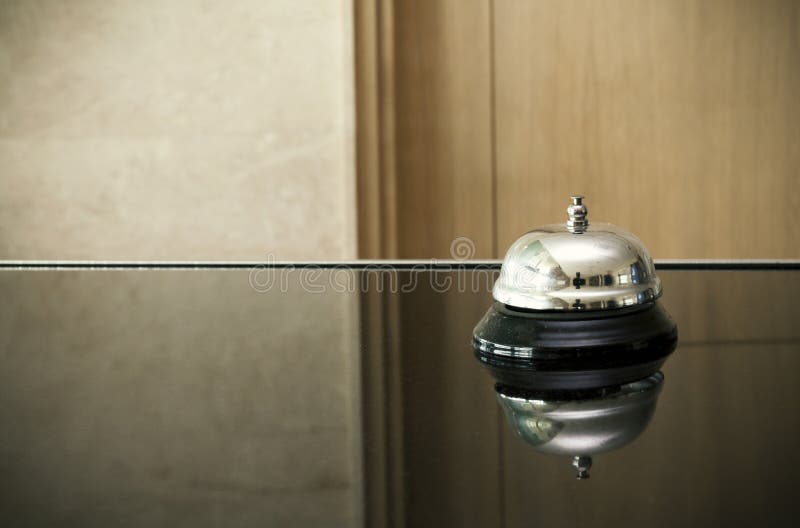 Bell alla ricezione immagine stock libera da diritti Bell alla ricezione immagine stock libera da diritti