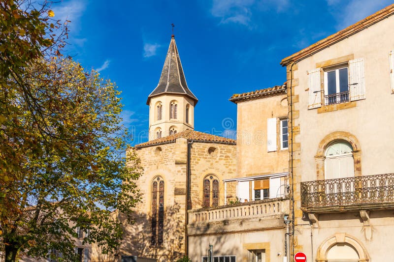 Castelnaudary (Cast�lnau d'Arri in local Occitan) is a French commune, located in the northwest of the Aude department in the Occitanie region.Historically and culturally, the commune is part of the former Lauragais province, the former "Land of Plenty", linked both to the cultivation of pastel and the abundance of production, and to the "breadbasket". of Languedoc�. Exposed to a Mediterranean climate, it is drained by the Canal du Midi, the Fresquel, the Glandes stream, the Argentouire stream, the Tr�boul stream, the Fendeille stream, the Laval Basse stream and by two other courses of water. Castelnaudary (Cast�lnau d'Arri in local Occitan) is a French commune, located in the northwest of the Aude department in the Occitanie region.Historically and culturally, the commune is part of the former Lauragais province, the former "Land of Plenty", linked both to the cultivation of pastel and the abundance of production, and to the "breadbasket". of Languedoc�. Exposed to a Mediterranean climate, it is drained by the Canal du Midi, the Fresquel, the Glandes stream, the Argentouire stream, the Tr�boul stream, the Fendeille stream, the Laval Basse stream and by two other courses of water.