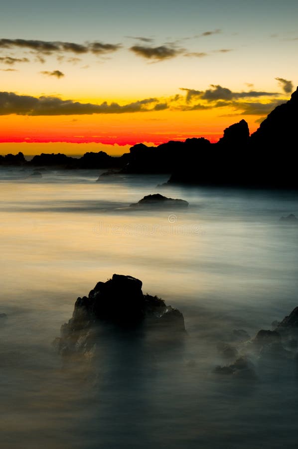 Bella alba sopra il litorale fotografia stock libera da diritti Bella alba sopra il litorale fotografia stock libera da diritti