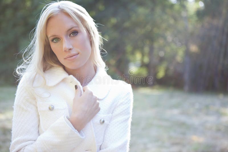 Donna bellissima fotografia stock libera da diritti