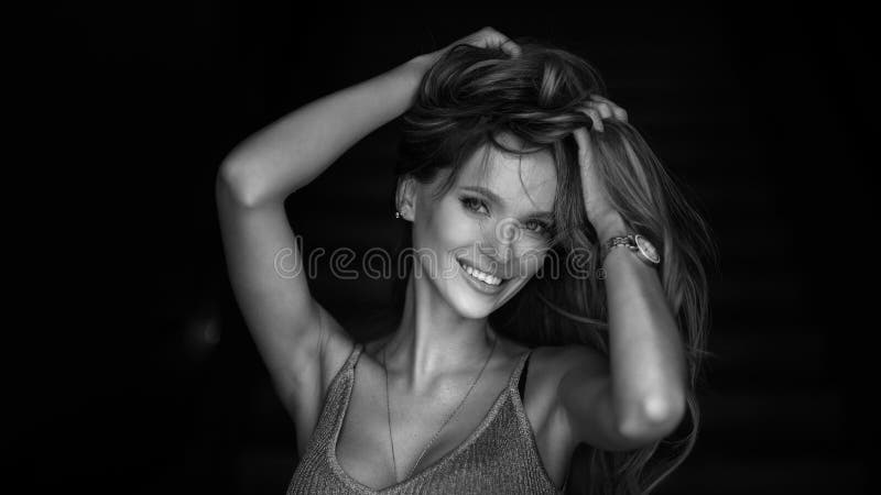 Bella donna Foto di arte di modo fotografia stock libera da diritti Bella donna Foto di arte di modo fotografia stock libera da diritti
