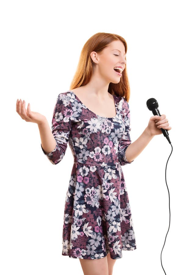 Bella ragazza che canta fotografia stock libera da diritti Bella ragazza che canta fotografia stock libera da diritti