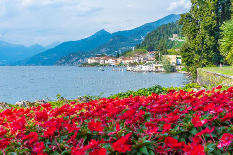 Bellagio από βοτανικό κήπο στη βίλα μέλζι στο μπέλαγιο ιταλία