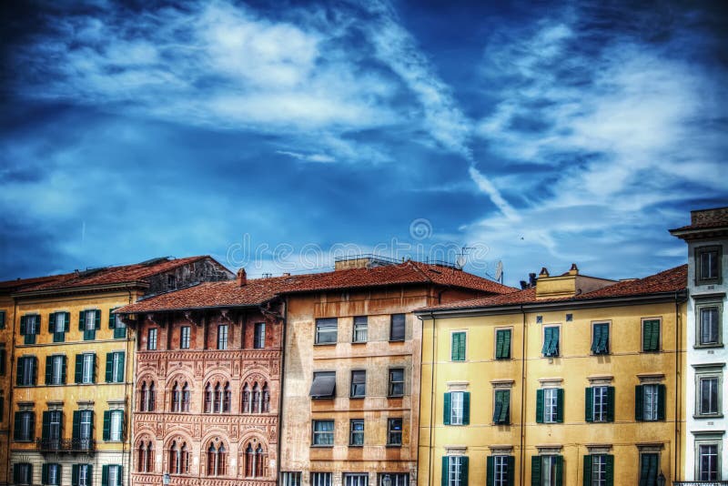 Belle costruzioni a Pisa Lungarno fotografie stock Belle costruzioni a Pisa Lungarno fotografie stock