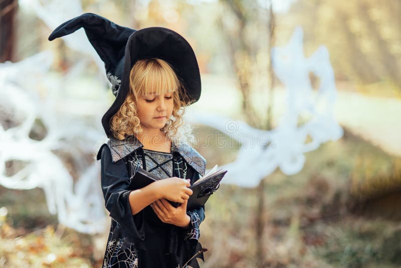 Déguisement belle sorcière enfant