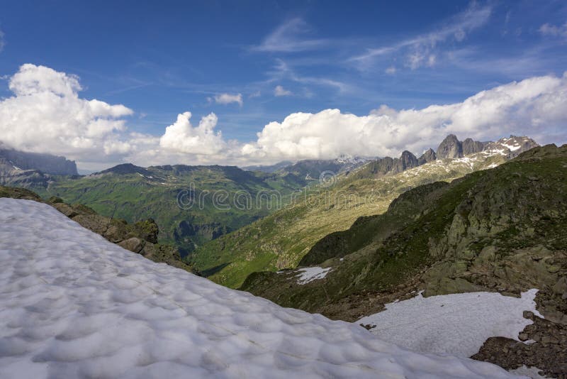 Belle vue alpine du sommet de Le Brevent france images libres de droits Belle vue alpine du sommet de Le Brevent france images libres de droits