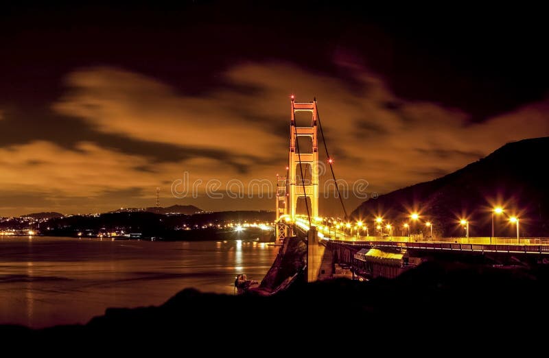 Belle vue de nuit de San Francisco, Etats-Unis photos libres de droits Belle vue de nuit de San Francisco, Etats-Unis photos libres de droits