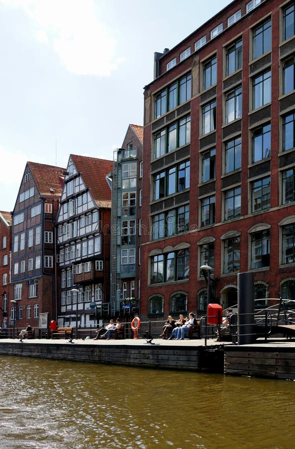 Belles Vieilles Maisons Sur Des Canaux  Le HafenCity 