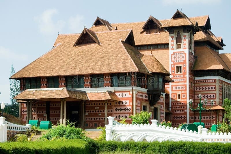Belleza arquitectónica del museo de Napier, la India fotos de archivo libres de regalías Belleza arquitectónica del museo de Napier, la India fotos de archivo libres de regalías