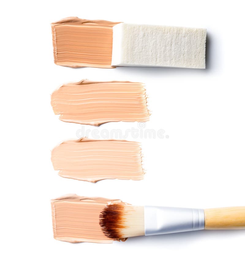 Maquillaje Del Polvo Con El Aislante De La Esponja Imagen de archivo -  Imagen de cara, marco: 121820647