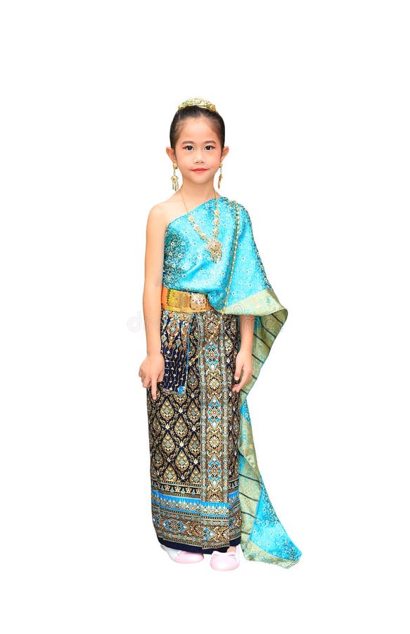 Bellissima bambina asiatica vestita in stile tailandese in modo tradizionale, isolata su fondo bianco immagine stock Bellissima bambina asiatica vestita in stile tailandese in modo tradizionale, isolata su fondo bianco immagine stock