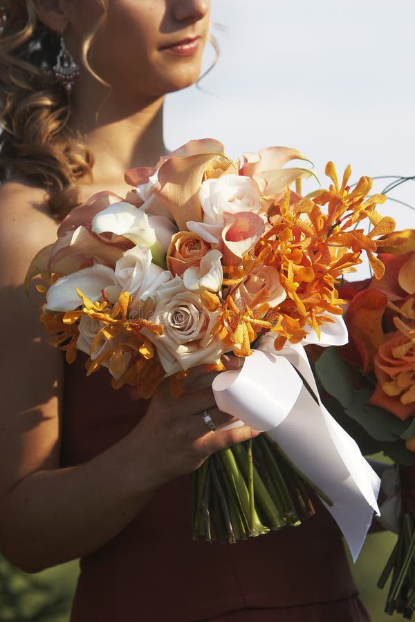 Bello mazzo dei fiori di cerimonia nuziale fotografia stock libera da diritti Bello mazzo dei fiori di cerimonia nuziale fotografia stock libera da diritti