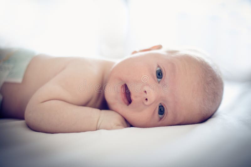 Bello neonato fotografia stock libera da diritti