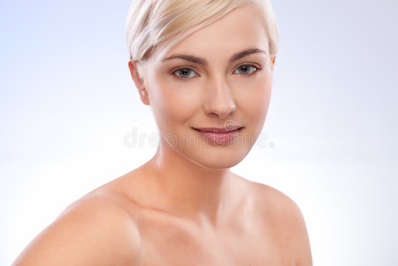 Ritratto di una bella donna fotografia stock