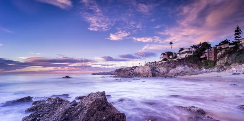 Bello tramonto della spiaggia in California fotografia stock Bello tramonto della spiaggia in California fotografia stock